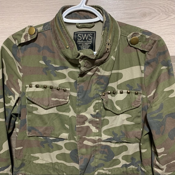 Camouflage Utility Jacket - Picture 2 of 7